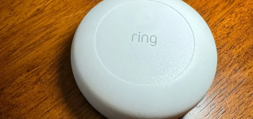 Ring Flood & Freeze Sensor User Manual Ring Flood & Freeze Sensor feat