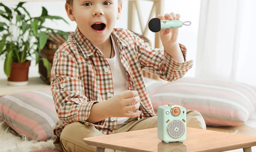 Divoom Fairy-OK Karaoke Speaker feat