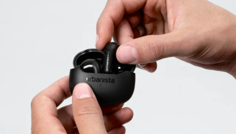 Urbanista Santiago Noise Cancelling Earphones feat