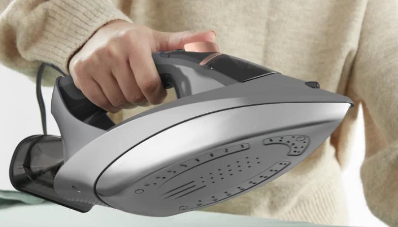 Conair GI500 GlideLite Professional Iron Manual Conair GI500 GlideLite Professional Iron feat