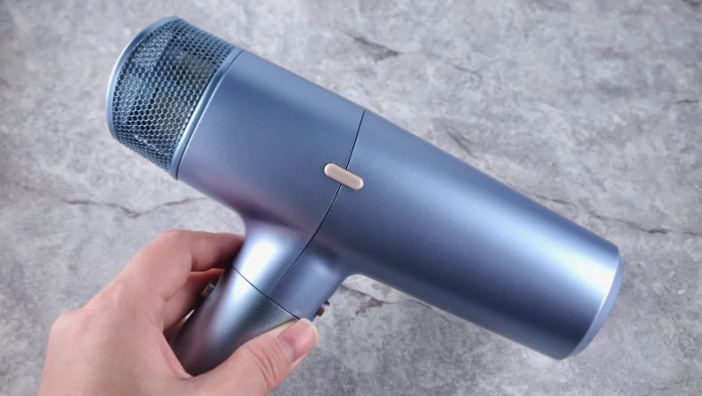 Conair INFINITI PRO Digital Dryer Manual Conair INFINITI PRO Digital Dryer feat