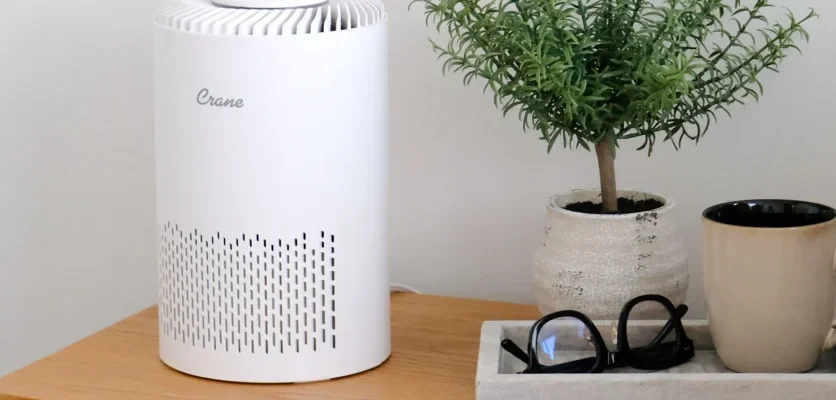 Crane EE-5077 True HEPA Air Purifier feat