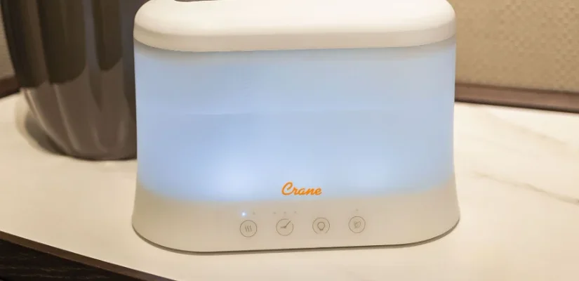 Crane EE-5401 Warm Mist Humidifier feat