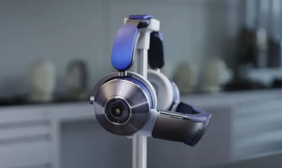 Dyson Zone Noise-Cancelling Headphones User Manual Dyson Zone Noise-Cancelling Headphones FEATURED IMAGE