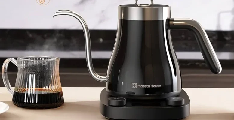 Maestri House MTS-0902-D05 Gooseneck Kettle feat