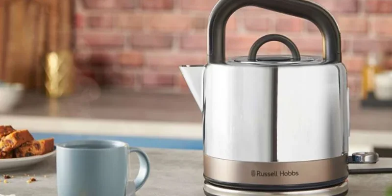 Russell Hobbs 26422-70 Distinctions Titanium Kettle feat