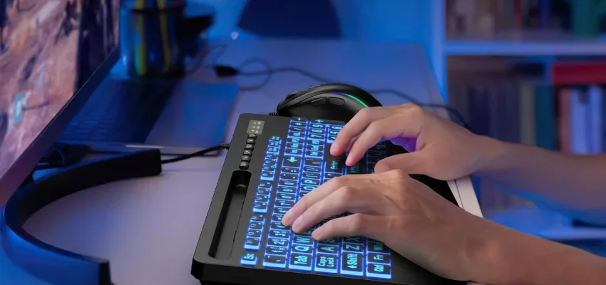 Sablute K21PRO Large Print Backlit Keyboard feat