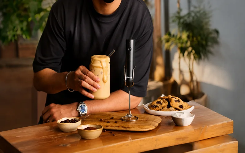 CÜRAA Electric Milk Frother feat