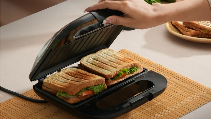 CÜRAA Grill Neo Sandwich Griller feat