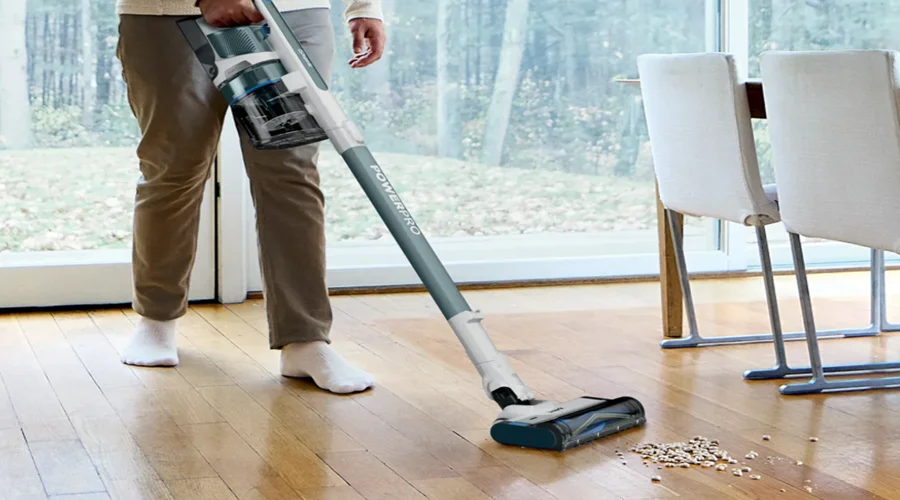 Shark IZ377H PowerPro Plus Cordless Stick Vacuum featured image